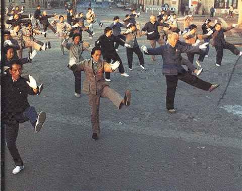 Tai Chi: Übungen in China